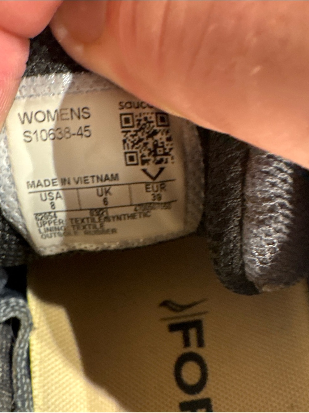 Saucony Xodus 11 Women’s Running Shoes Gray Black Trail Hiking Sneakers Size 8 - Picture 14 of 16
